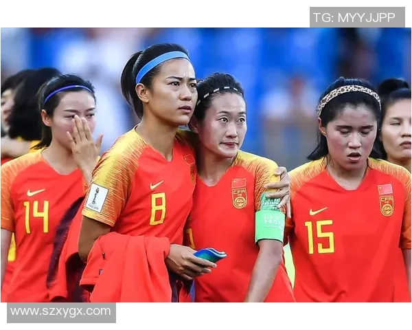 足球明星与太原美女携手共度幸福生活引发热议